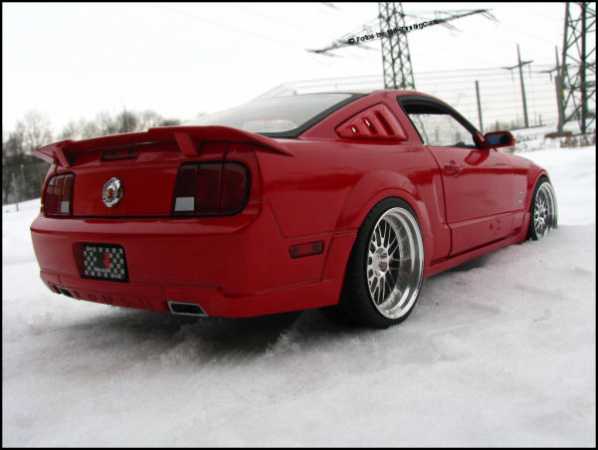 1:18 Tuning Ford Mustang Roush RED Edition + HMC BBS LM Echtalu-Felgen = RAR+OVP